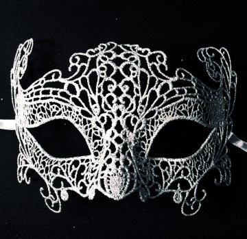 masque vénitien, loup vénitien, masque carnaval de venise, véritable masque vénitien, accessoire carnaval de venise, déguisement carnaval de venise, loup vénitien fait main, masque en dentelle, loup en dentelle venise Vénitien, Burano Dentelle Argent