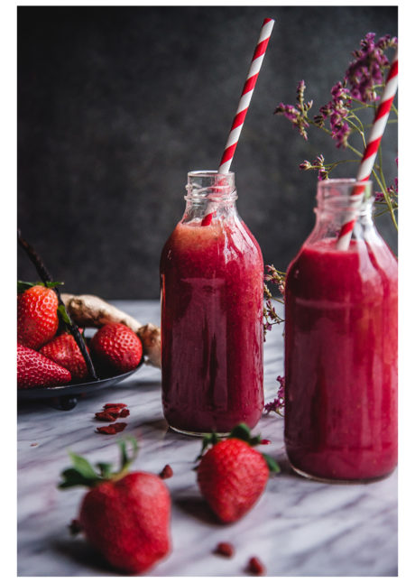 pailles en carton, pailles pour anniversaire, pailles pour goûters d'anniversaire, pailles pour noel, décorations de noel, décorations de table, Vaisselle Rouge, Pailles Jetables, Rouges et Blanches