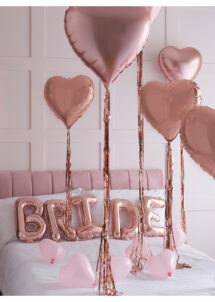 décor ballons bride to be, décorations ballons evjf, décorations ballons coeurs rose gold