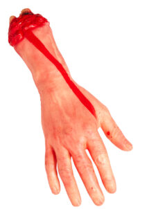 fausse main zombie, fausse main Halloween, membres découpés halloween