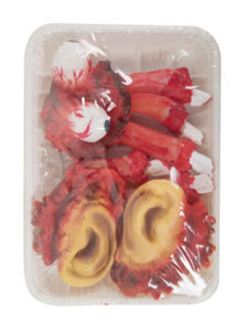 faux organes, faux yeux, oreilles coupées, halloween, décorations halloween
